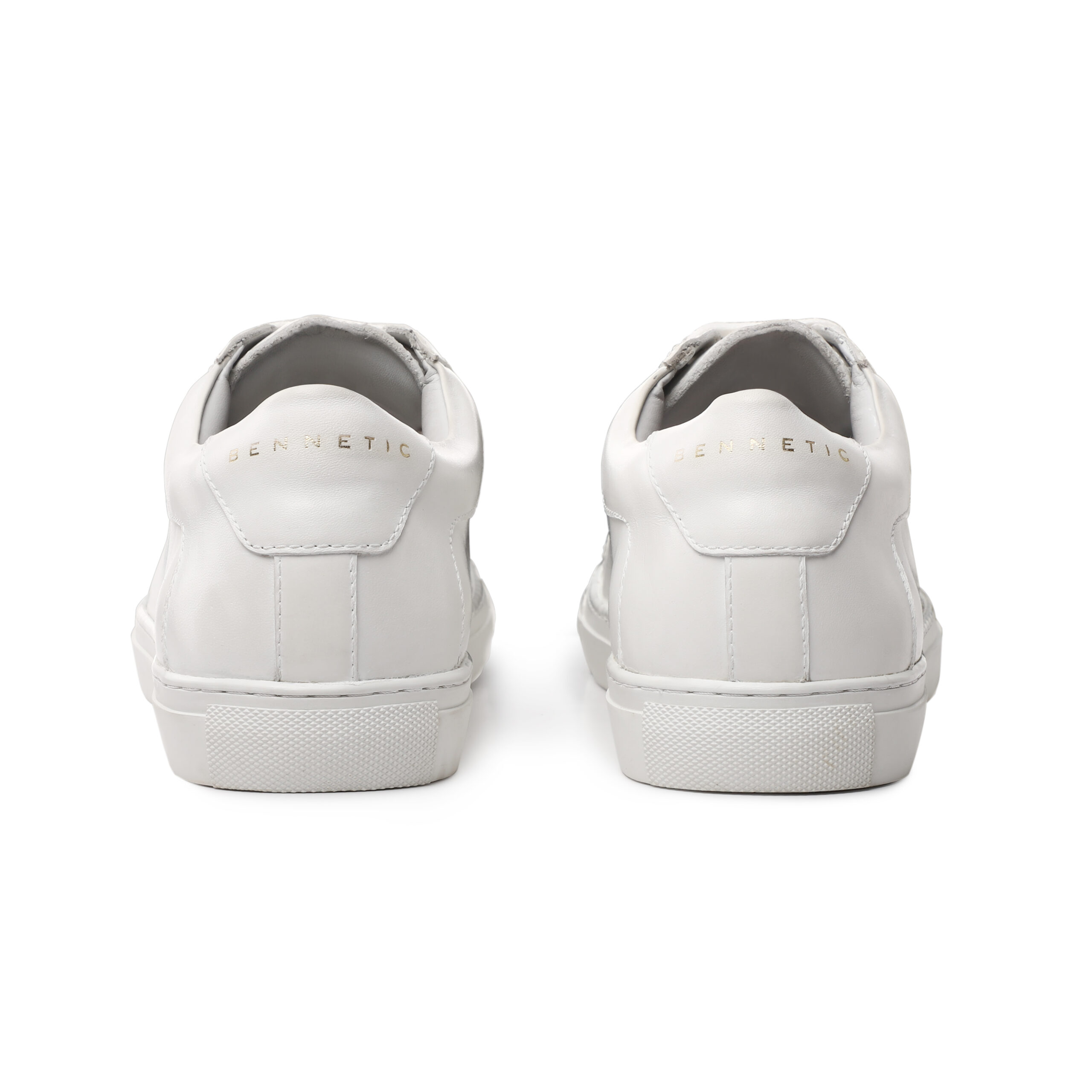 white leather sneakers mens